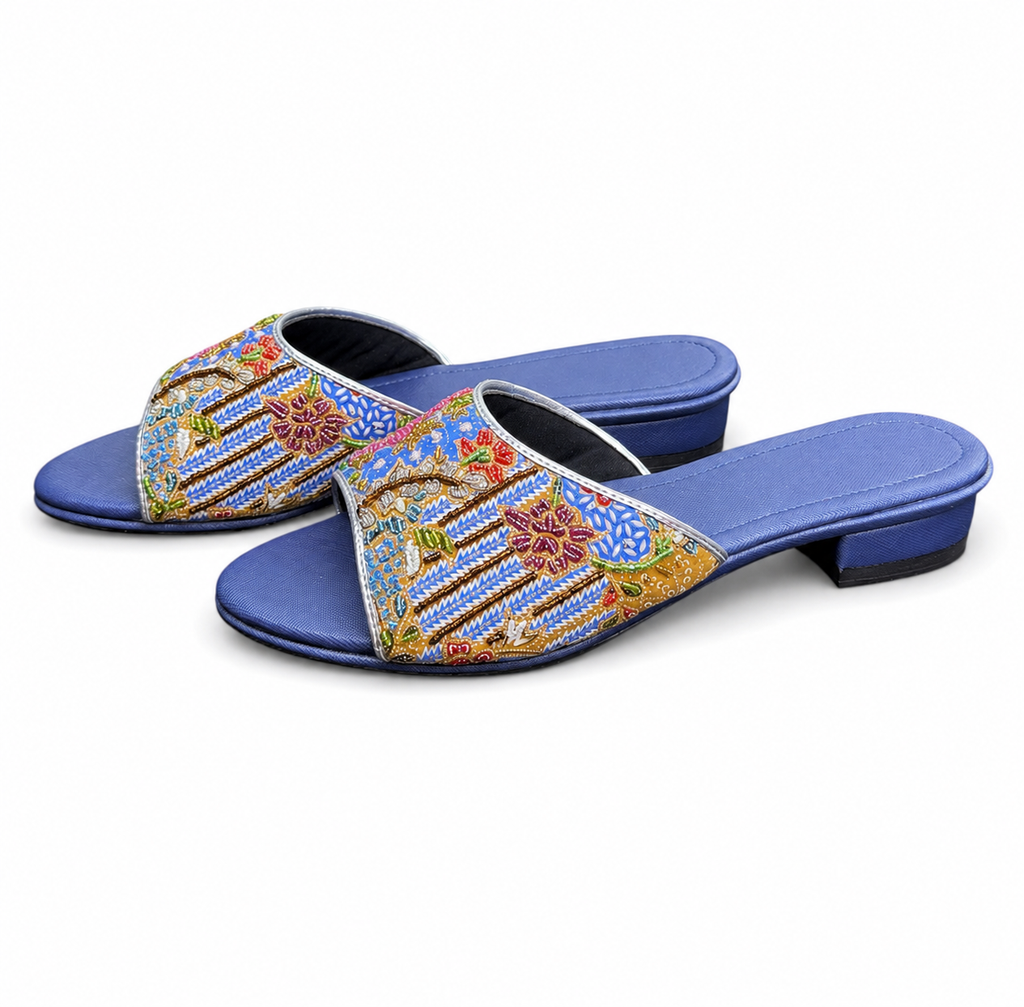 (FBLU-FLOPI) Blue Flats - Pink Beaded Flower