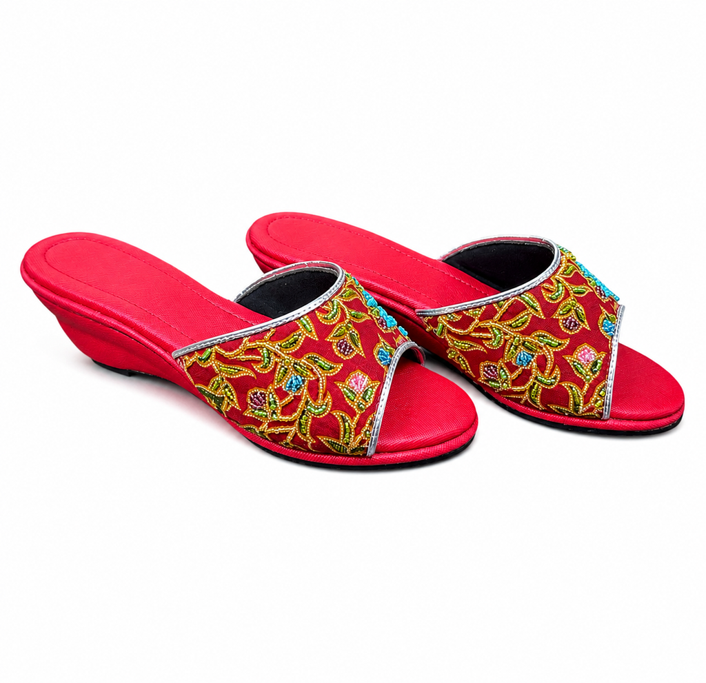 (WR-FLOT) Red Wedges - Turquoise Beaded Flower
