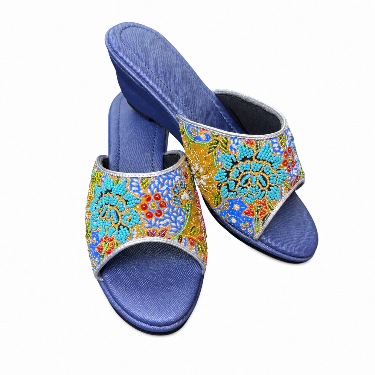(WBLU-FLOT) Blue Wedges - Turquoise Beaded Flower
