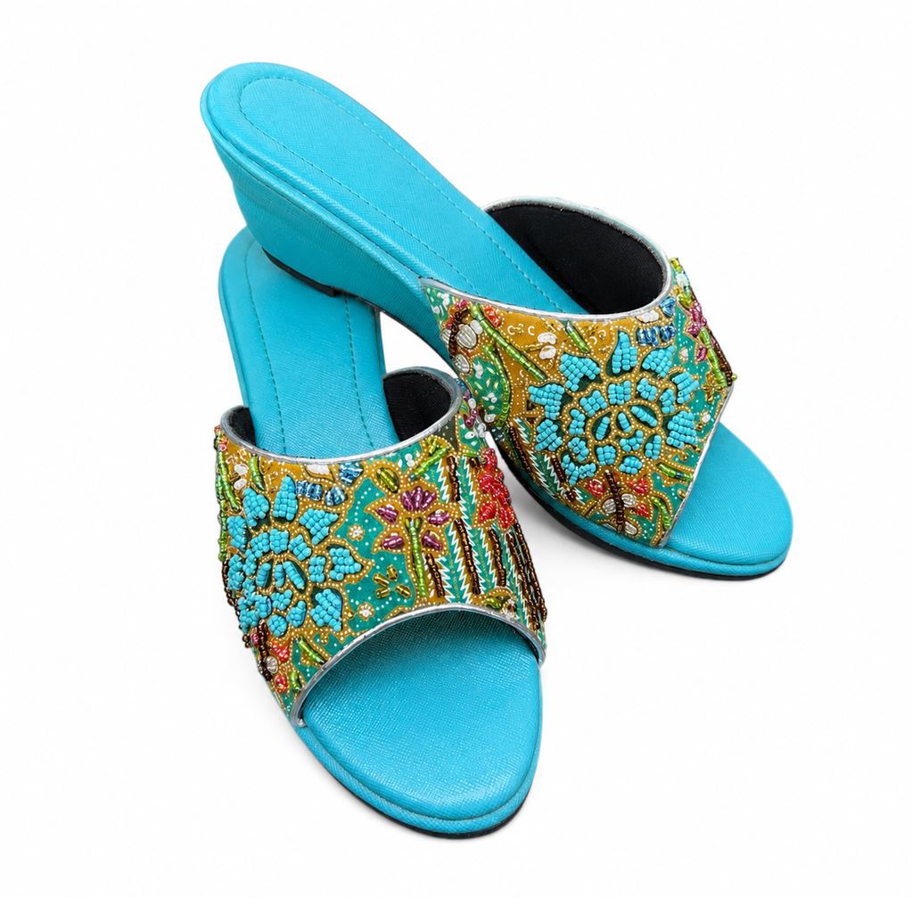 (WT-FLOT) Turquoise Wedges - Turquoise Beaded Flower