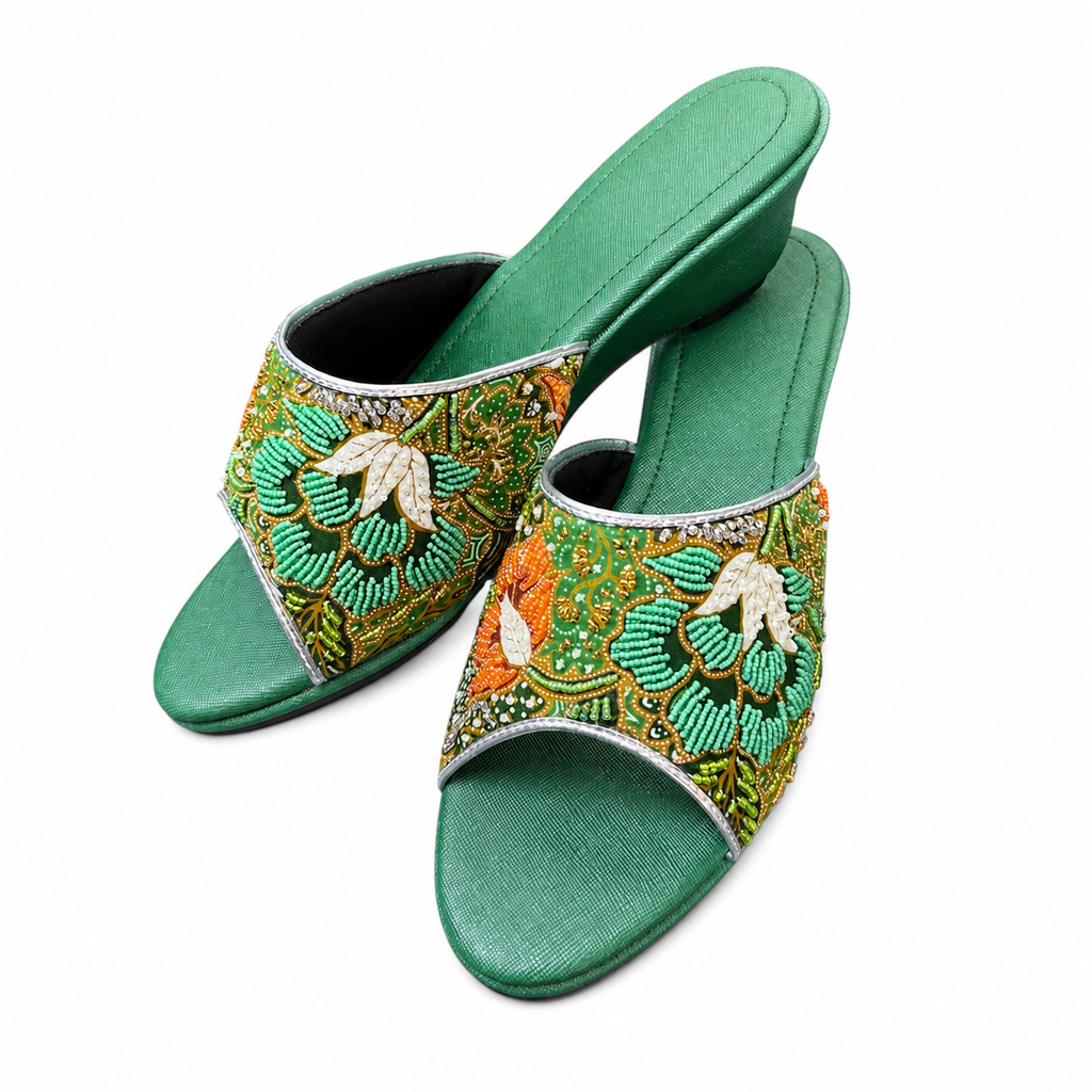 (WG-FLOG) Green Wedges - Green Beaded Flower