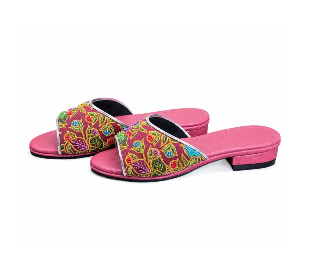 (FMAR-FLOPUR) Maroon Flats - Purple Beaded Flower