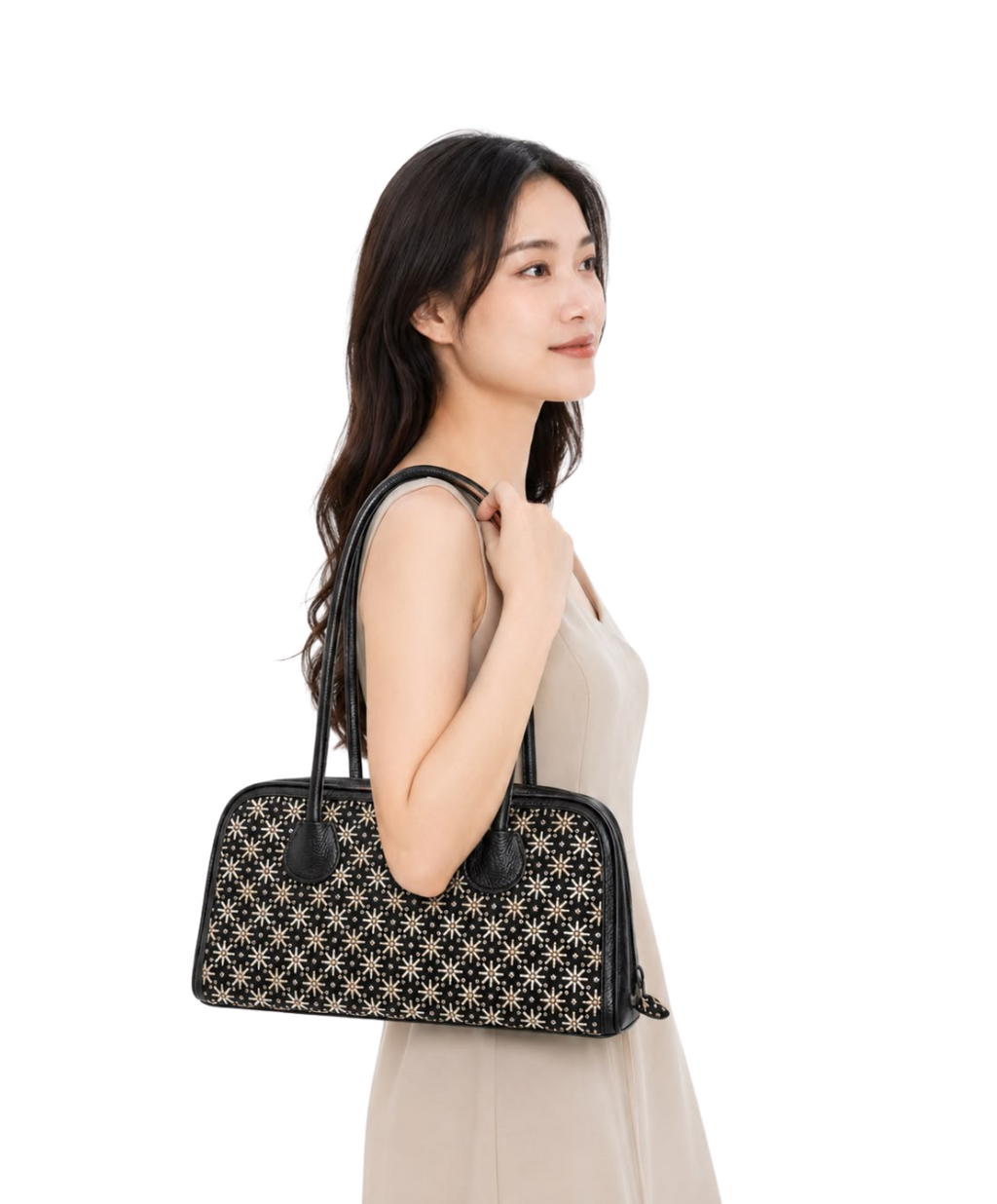 (TTCLBB-MD-BLK) Black Mini Daisies Leather Boston Bag