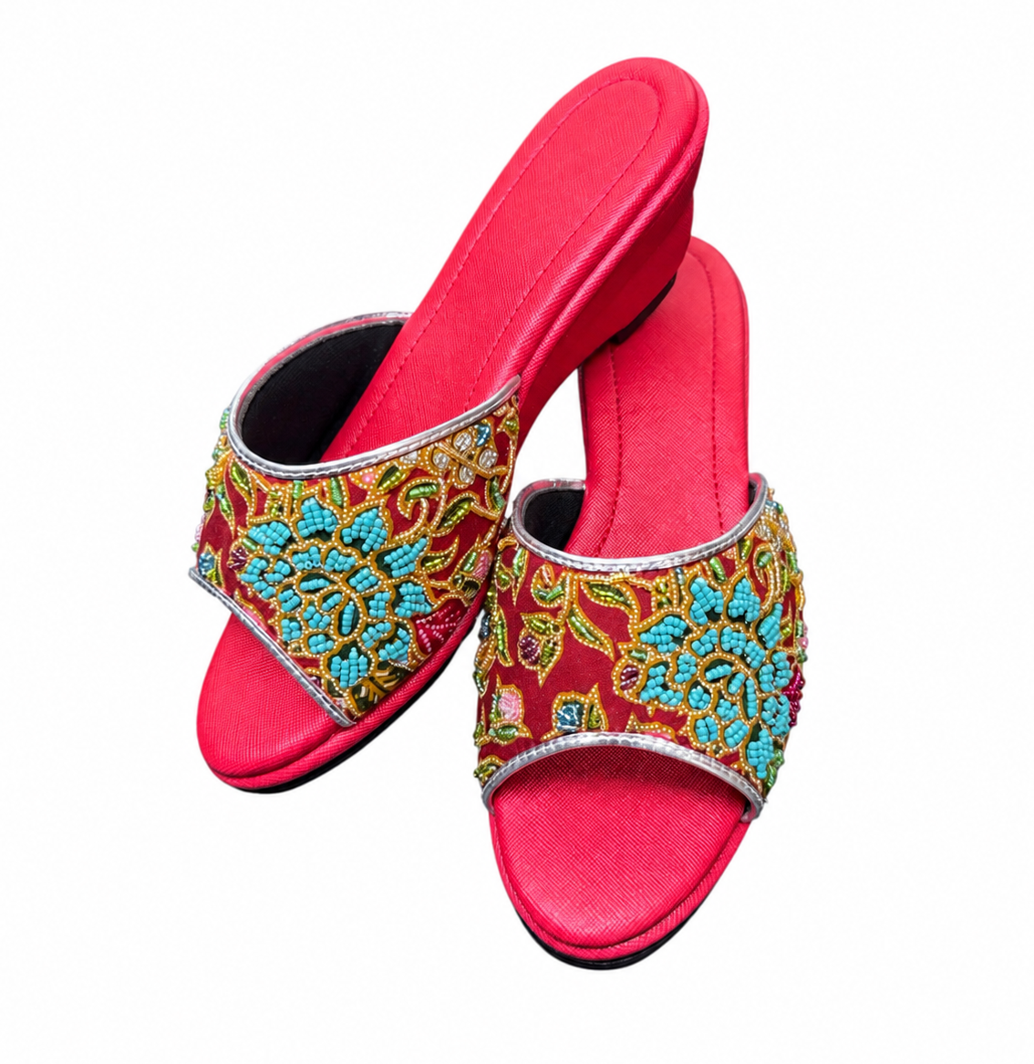 (WRED-FLOTUR) Red Wedges - Turquoise Beaded Flower